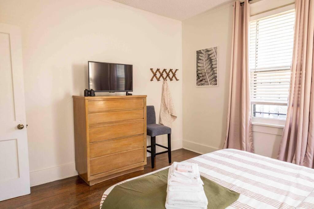 J Birds' Bungalow In The Heart Of Midtown Memphis Ngoại thất bức ảnh